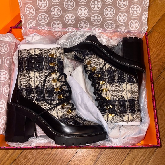 Brand new in box Tory Burch MILLER WOOL LUG SOLE BOOT lug booties size 8 - Picture 3 of 11